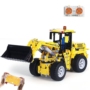 Mould King 13122S - Mould King Chargeuse sur pneus RC